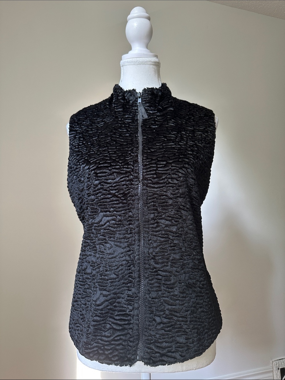 SUSAN BRISTOL Y2K Black 100% Cotton Faux Fur Preppy Zip Up Sweater Vest Medium